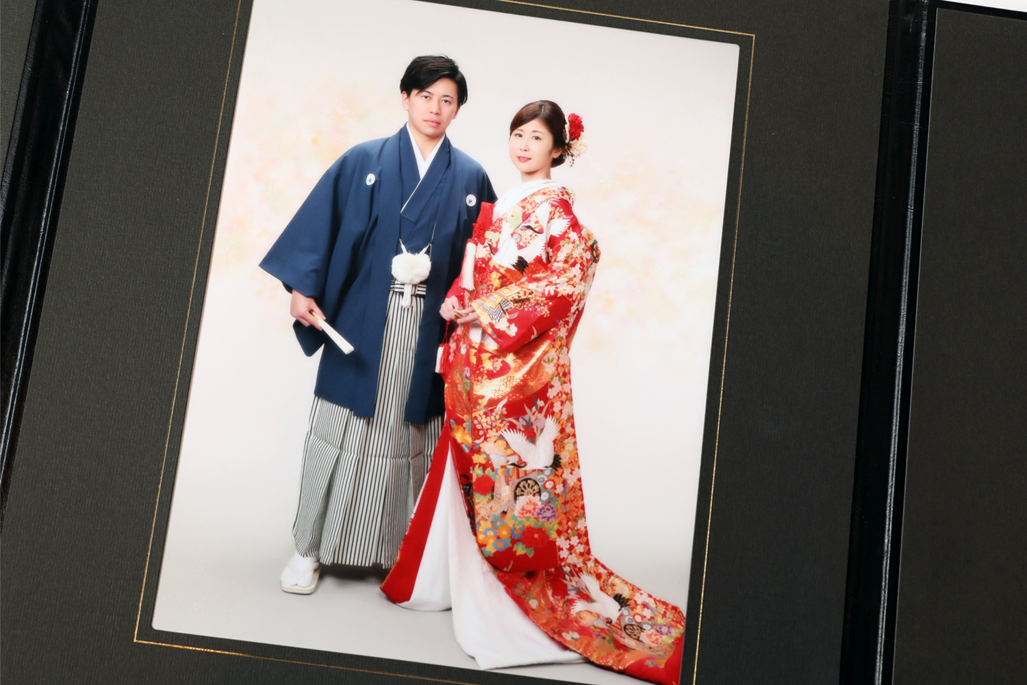 【特典2】写真1枚(4切サイズ台紙付)プレゼント!